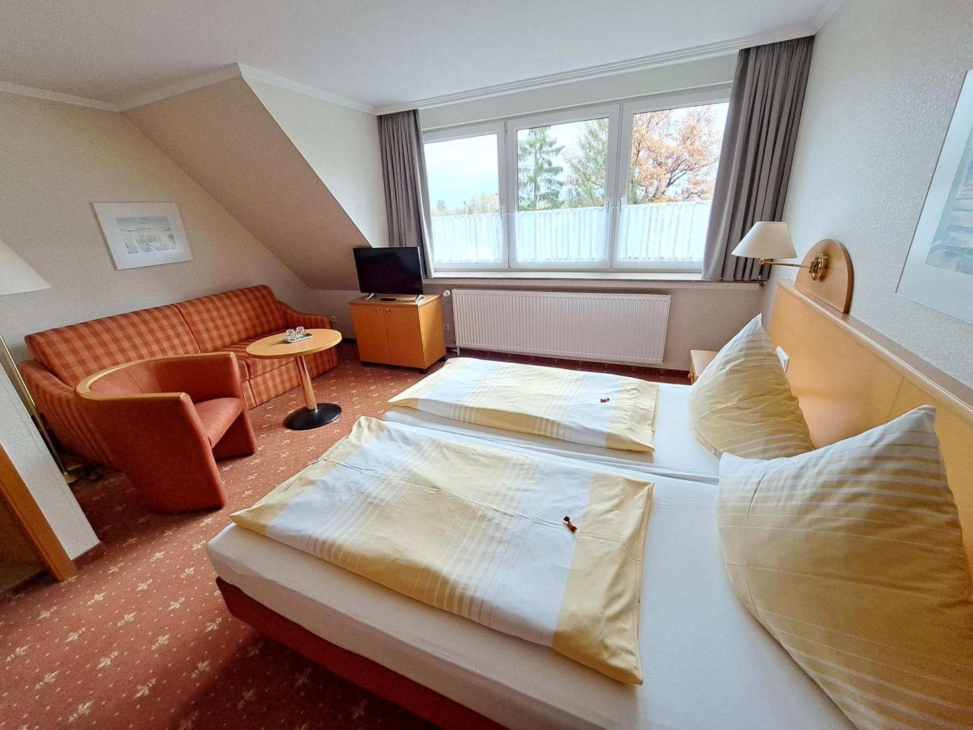 Hotel Ingeburg 바트사흐사 외부 사진