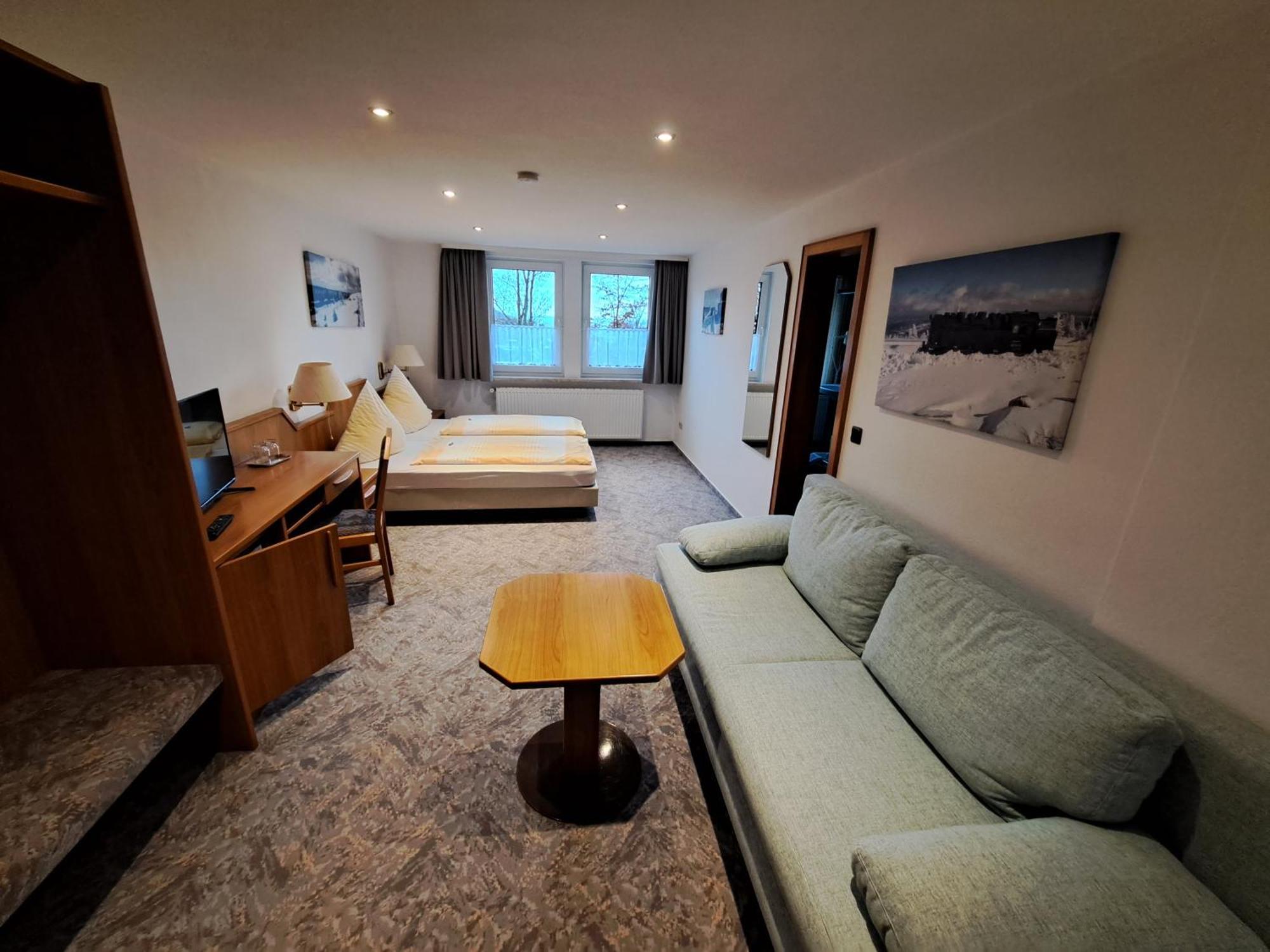 Hotel Ingeburg 바트사흐사 외부 사진
